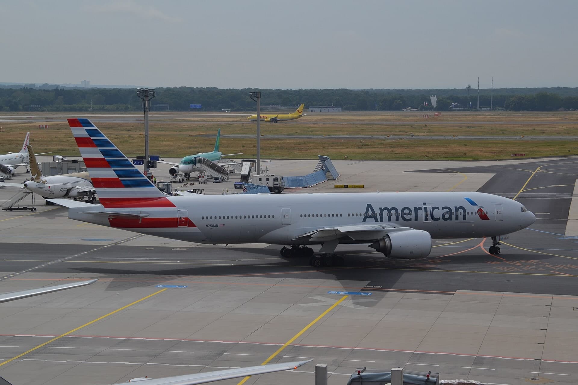 N758AN — Boeing