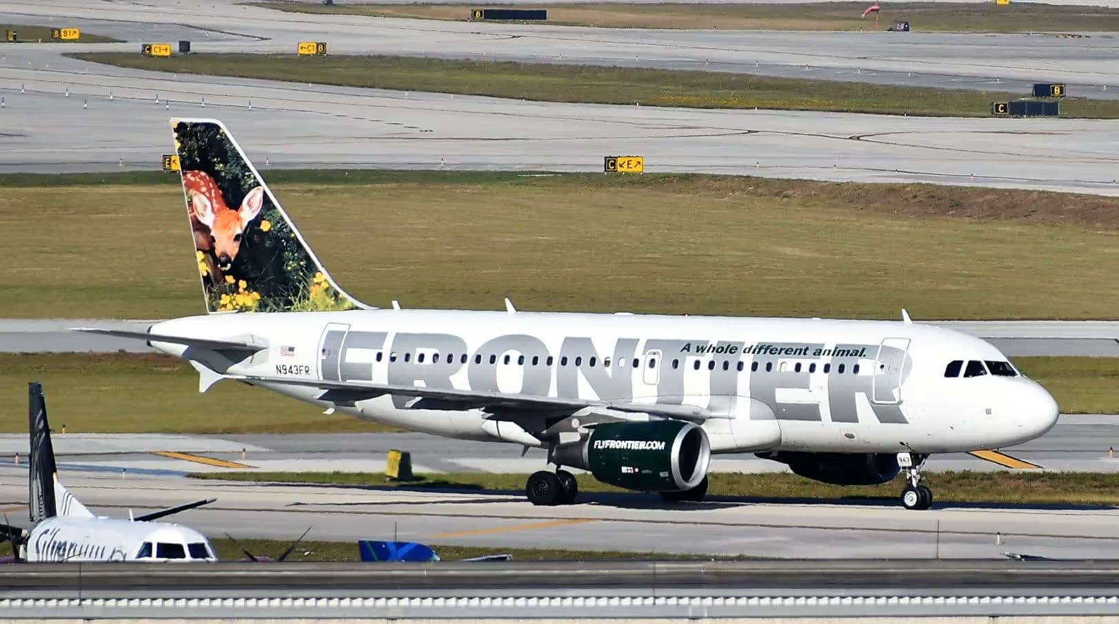 N943FR — Airbus