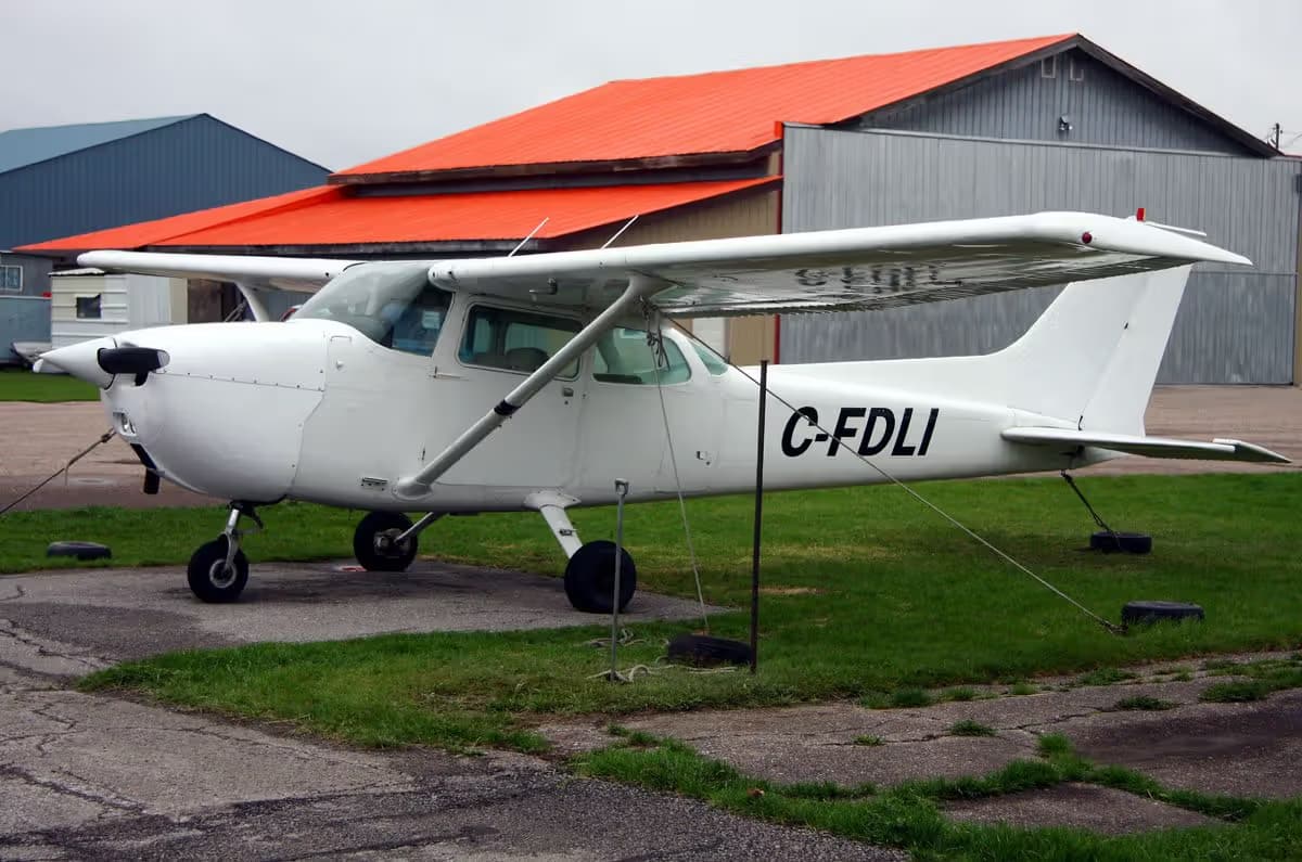 C-FDLI — Cessna