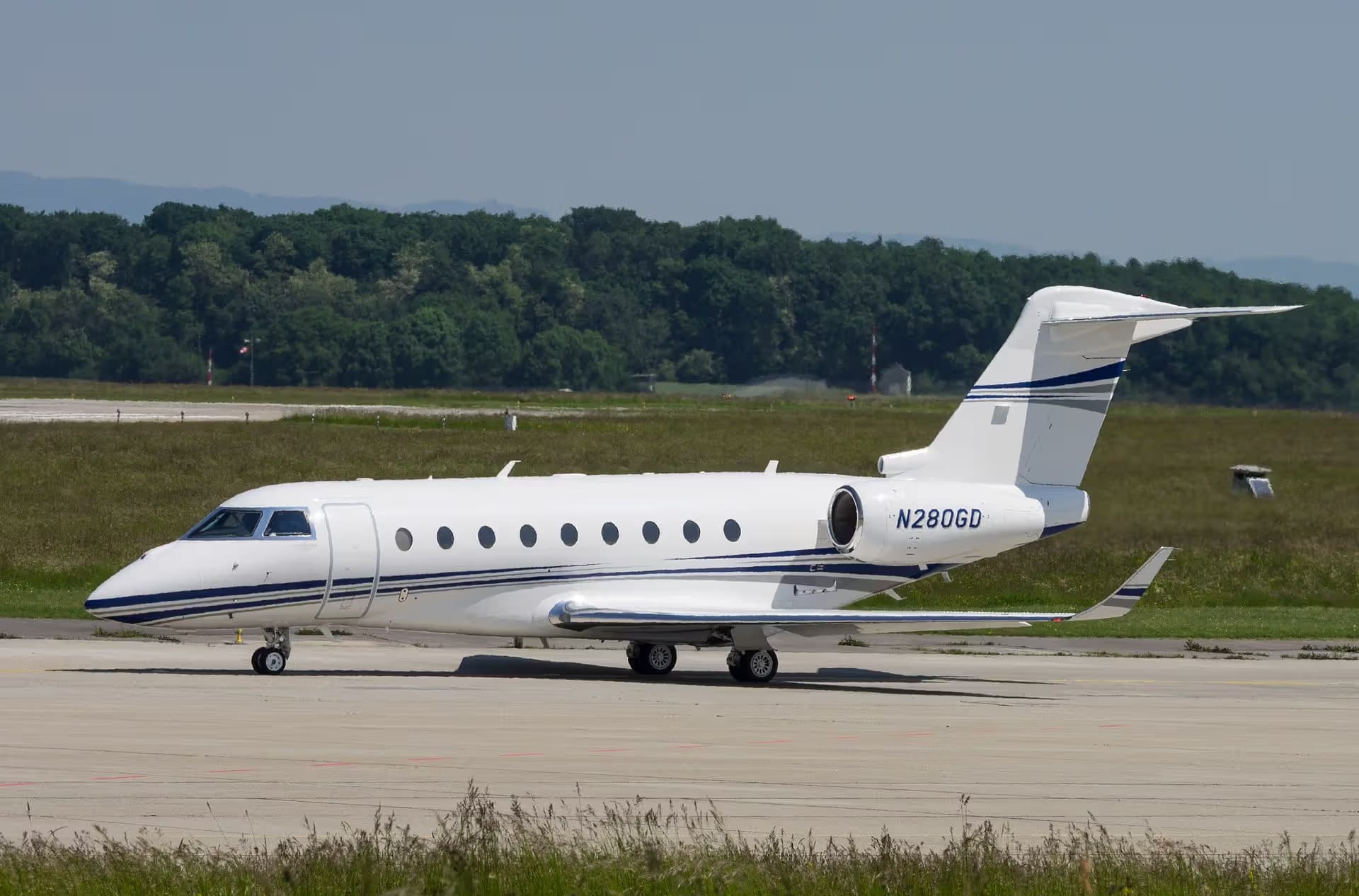 N280GD — Business jet