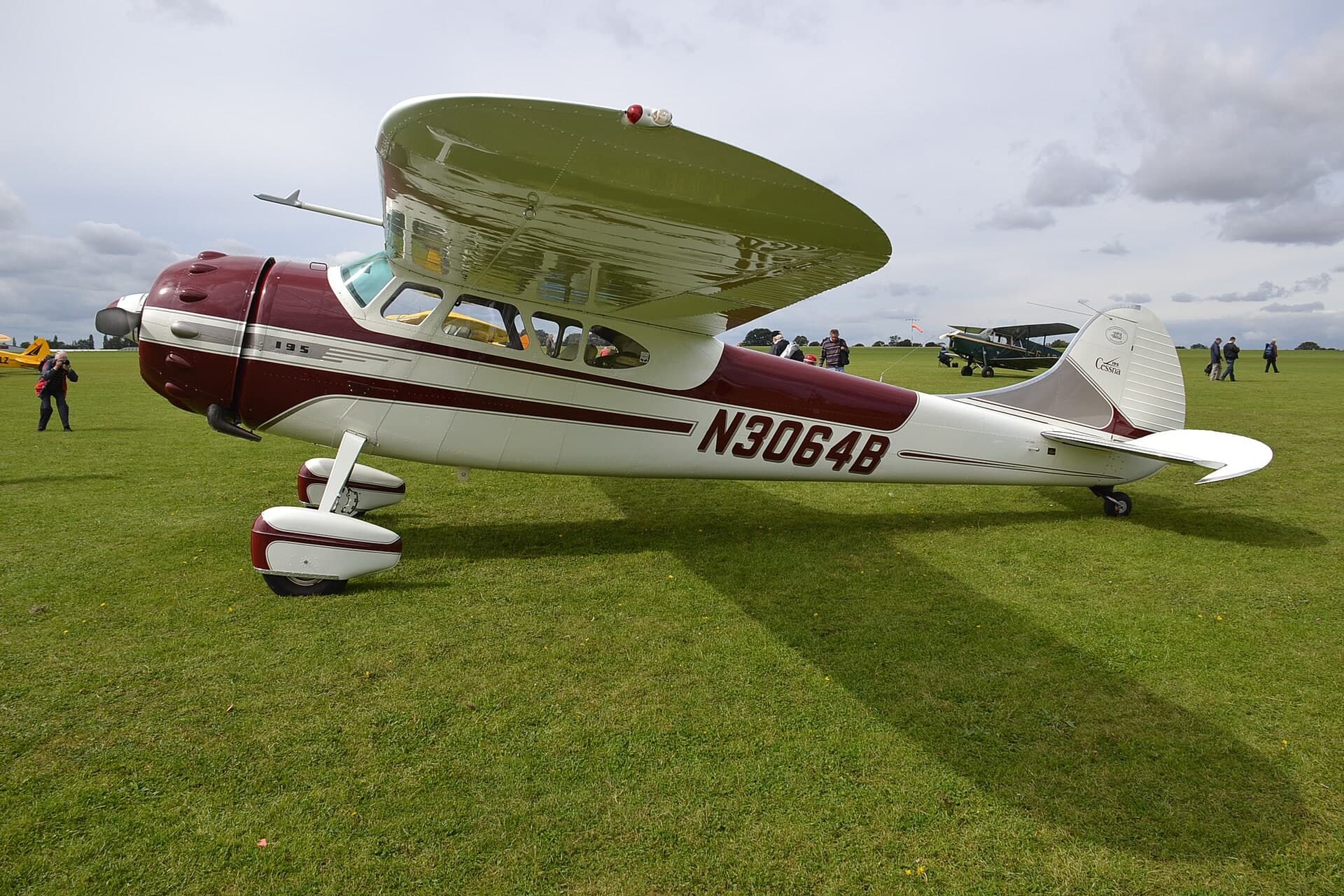 N3064B — Single-engine aircraft