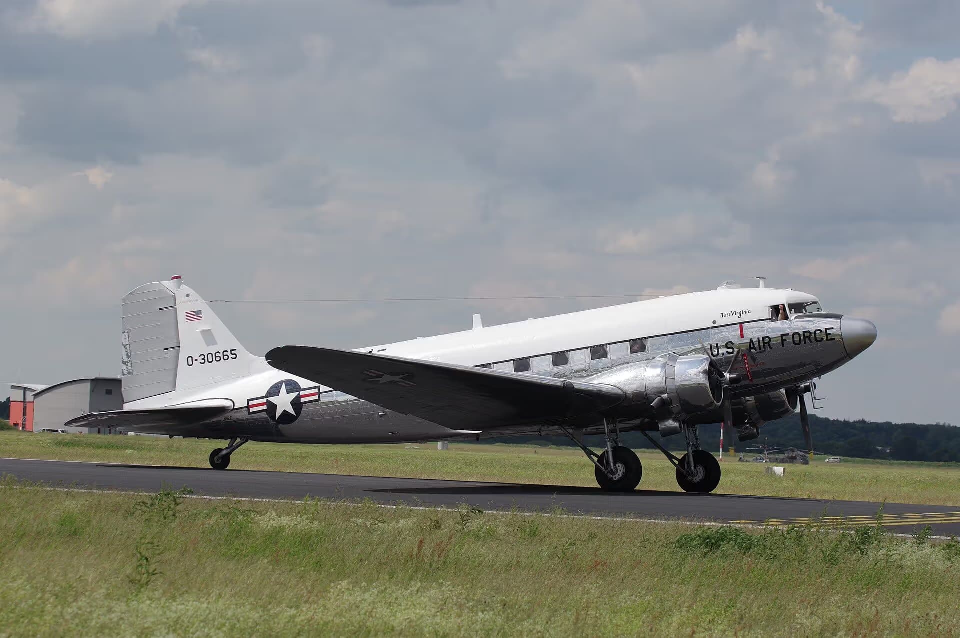 N47E — Douglas