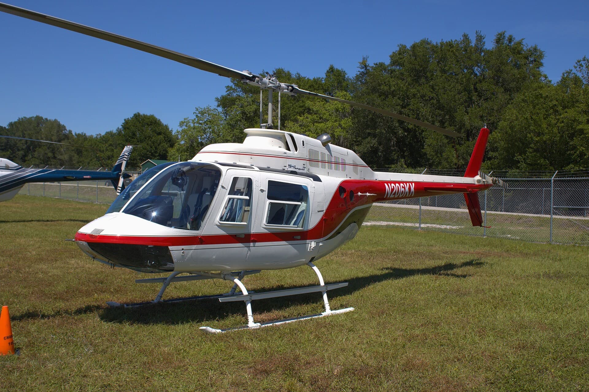 N206KK — Helicopter