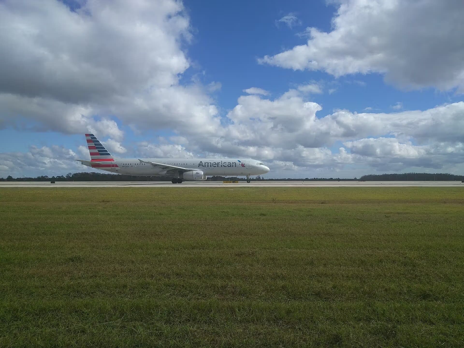 N972UY — Airbus