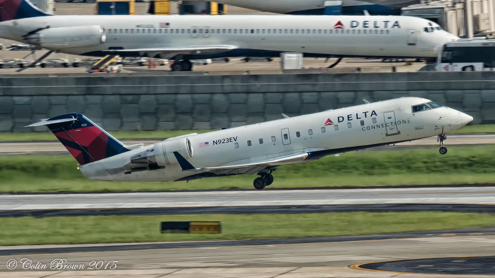 N923EV — Bombardier