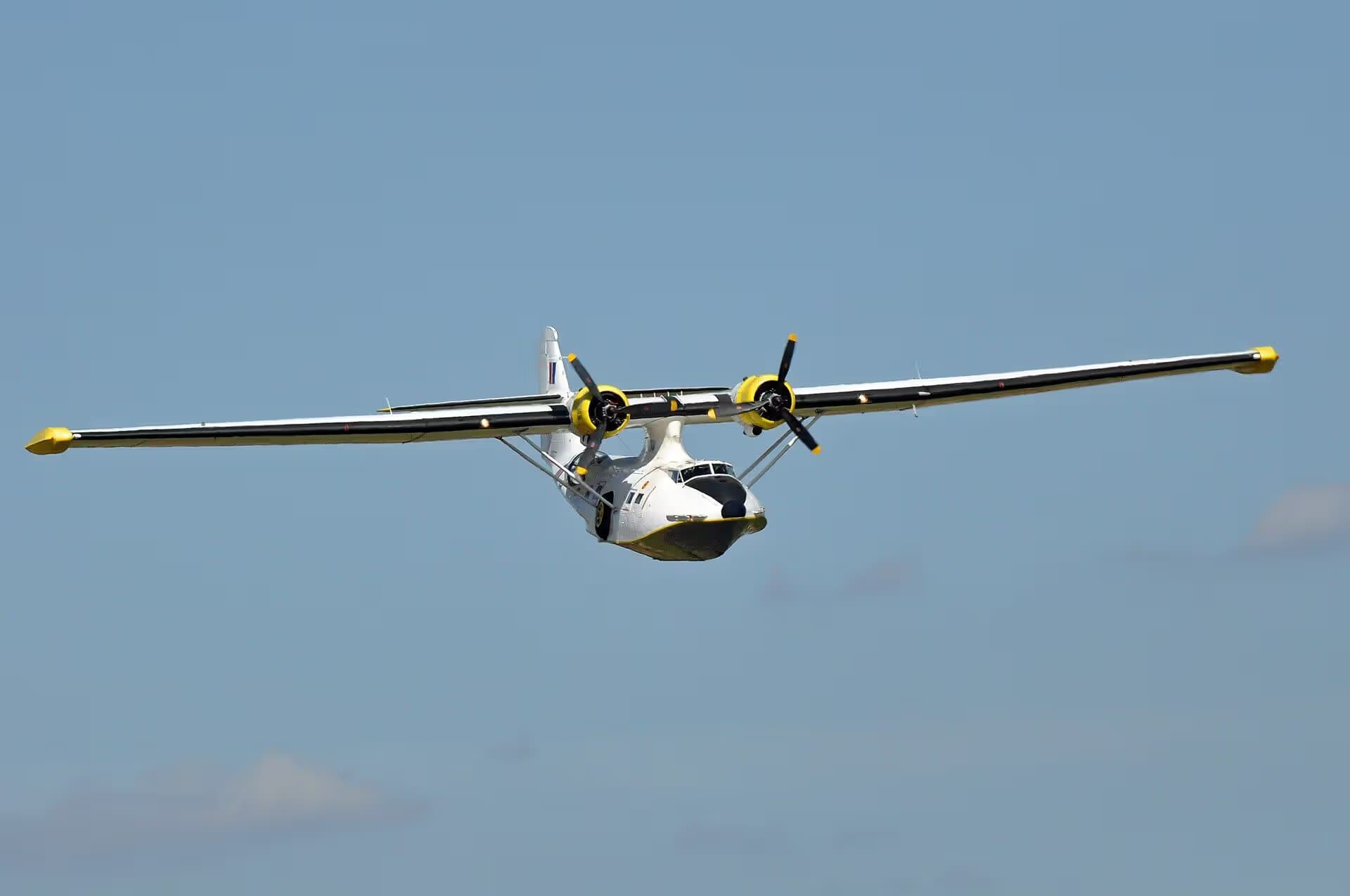 N9767 — Twin-engine aircraft