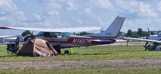 N1657R — Cessna R182