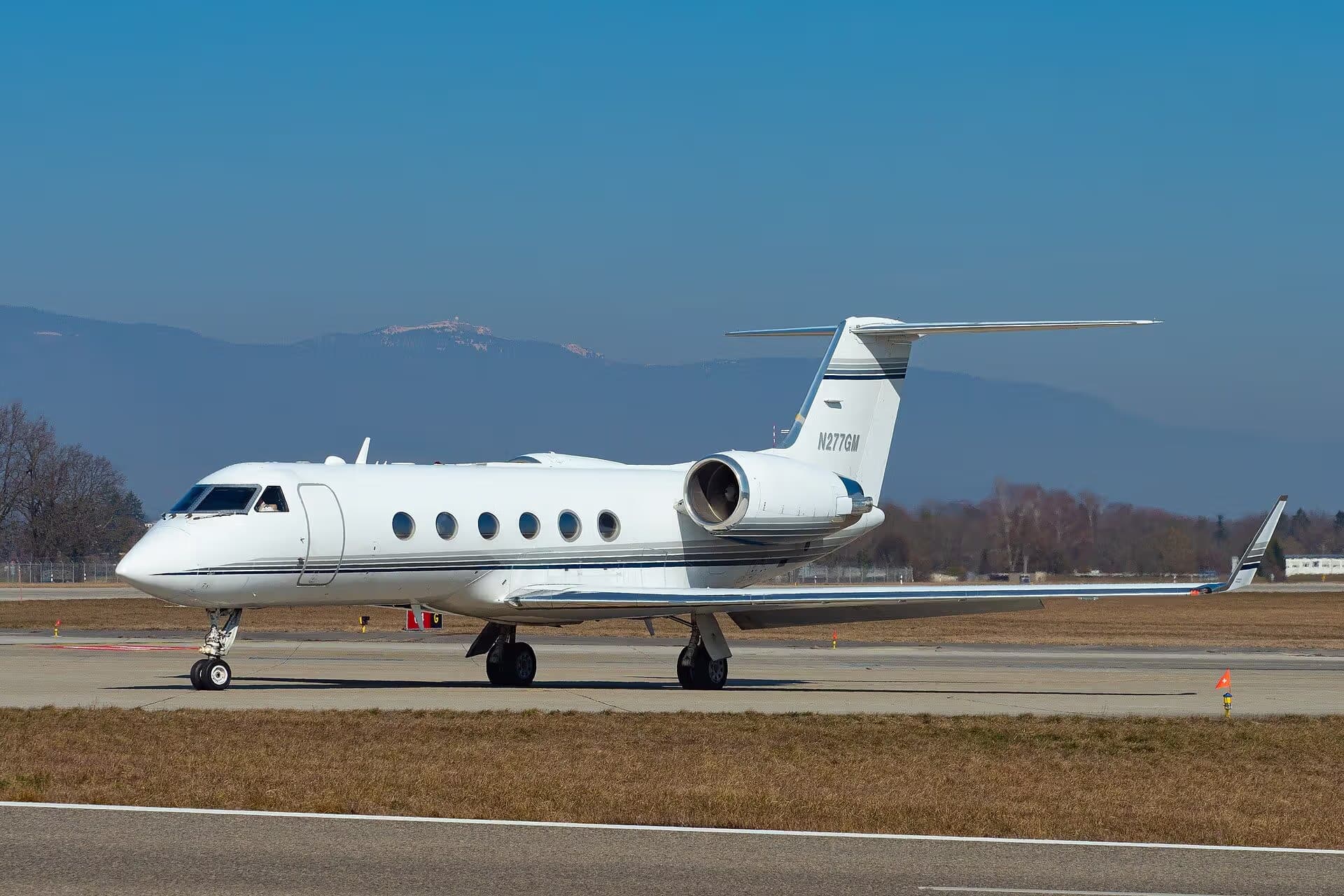 N277GM — Business jet