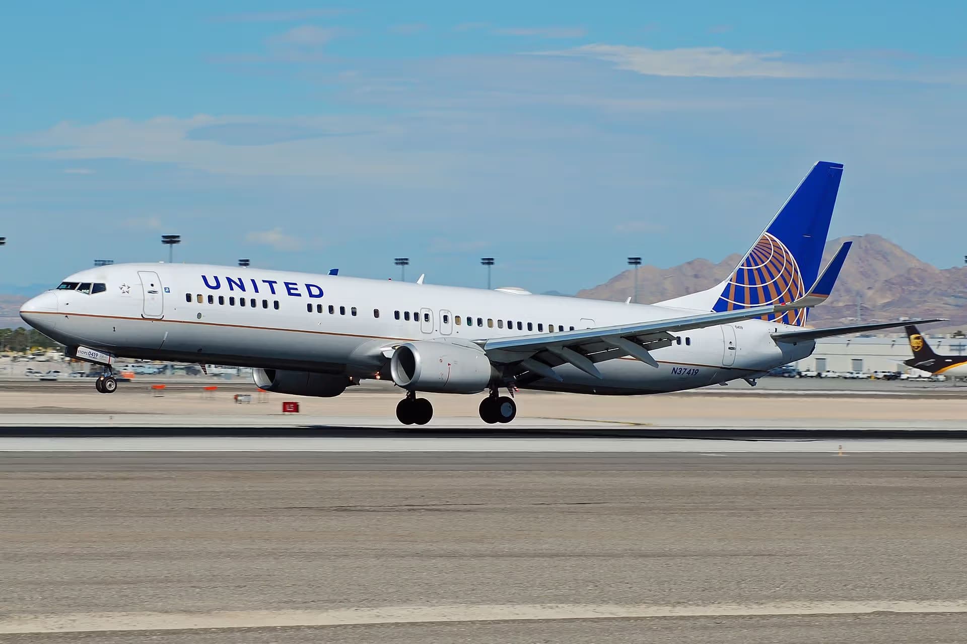 N37419 — Boeing