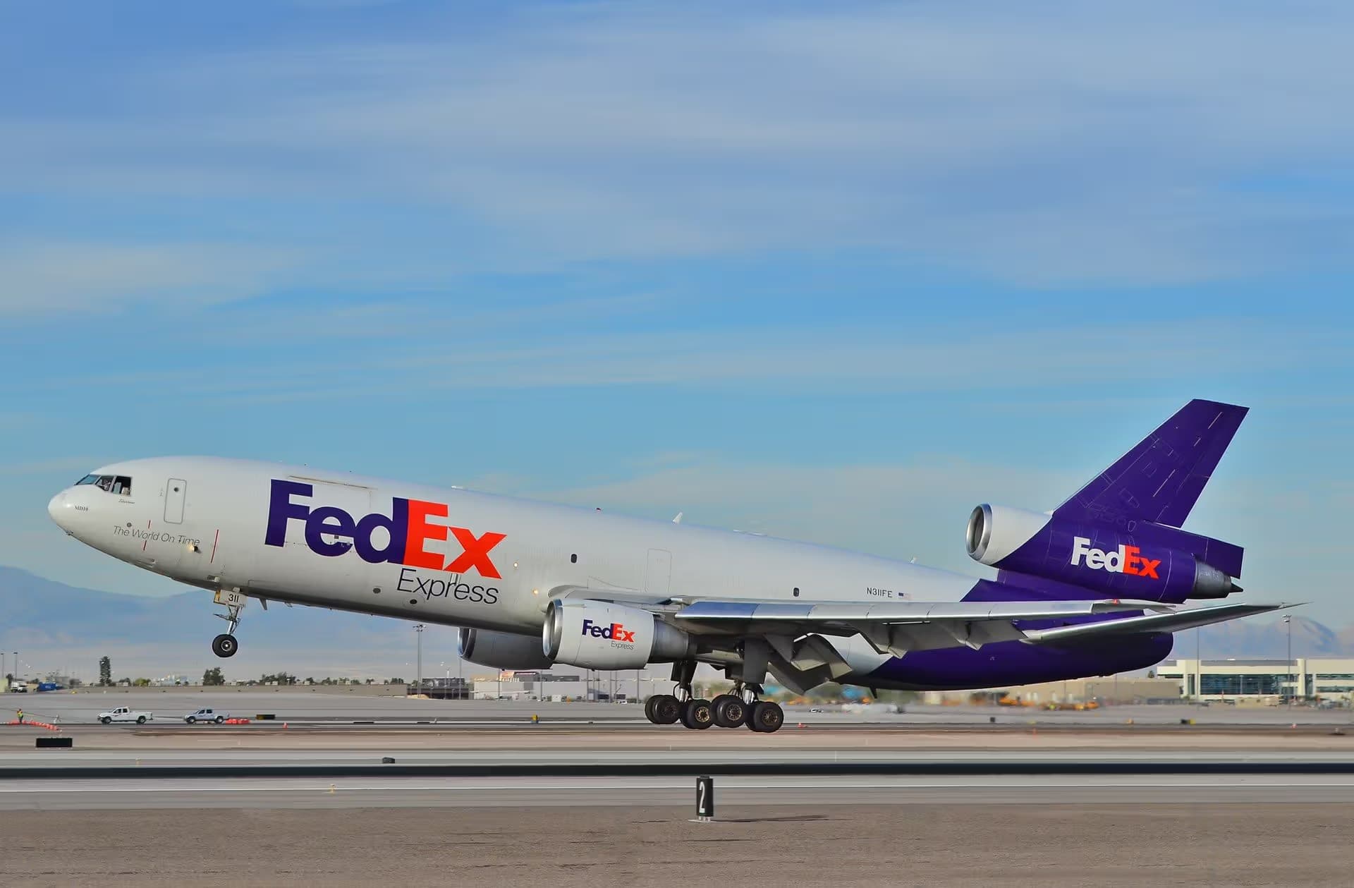 N311FE — Douglas