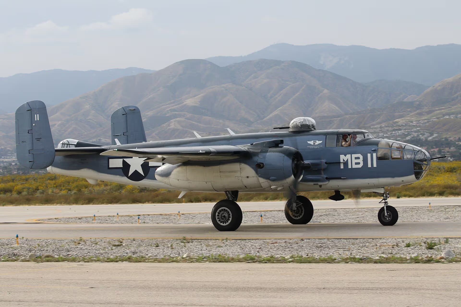 Unidentified — Twin-engine aircraft