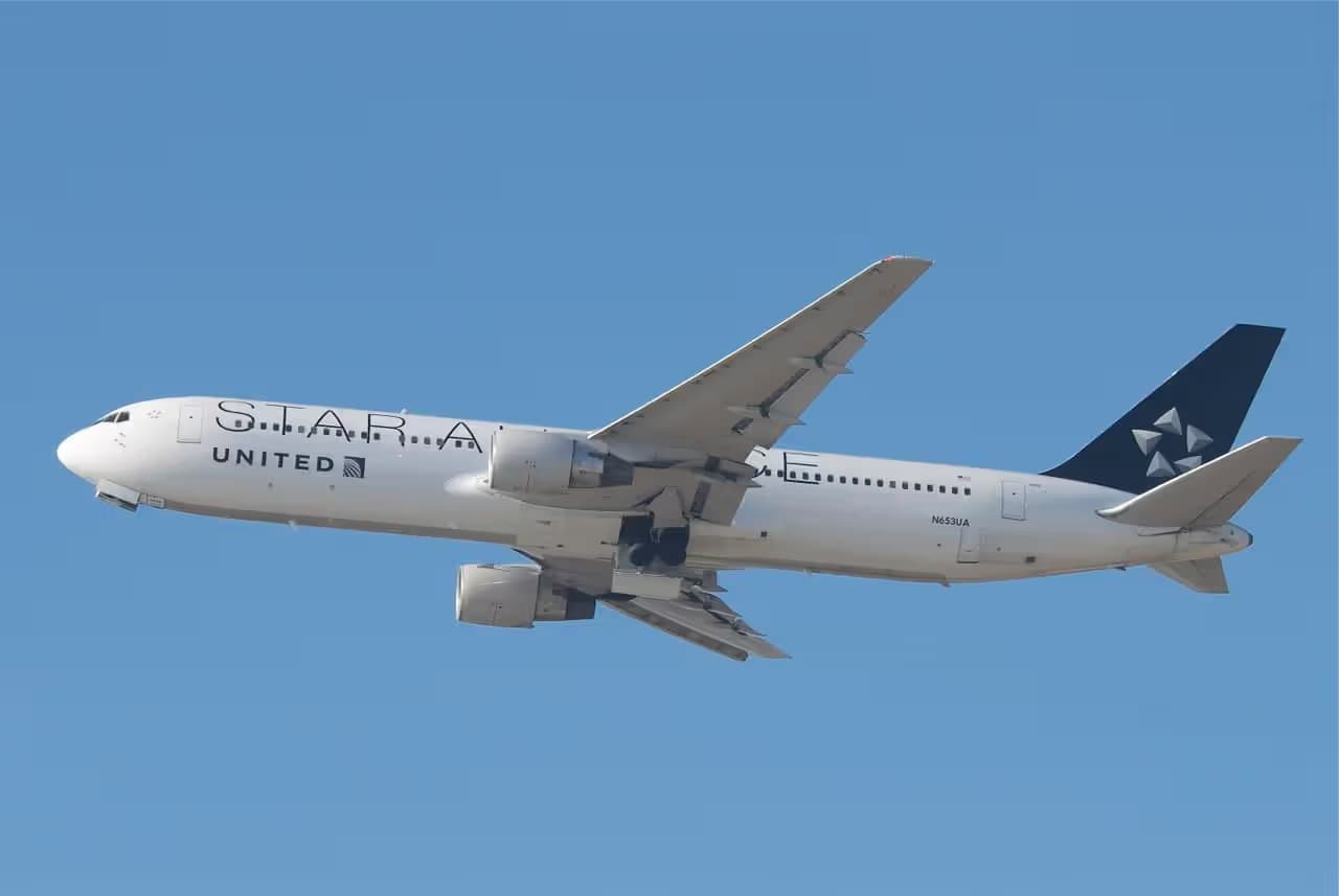 N653UA — Boeing