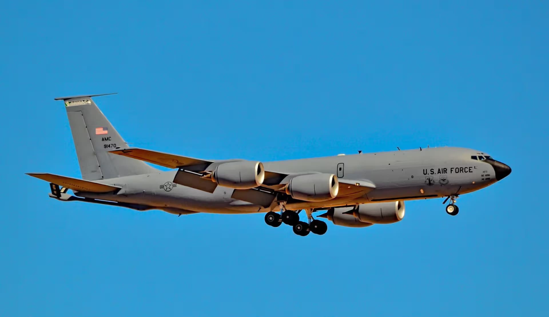 Unidentified — Aircraft