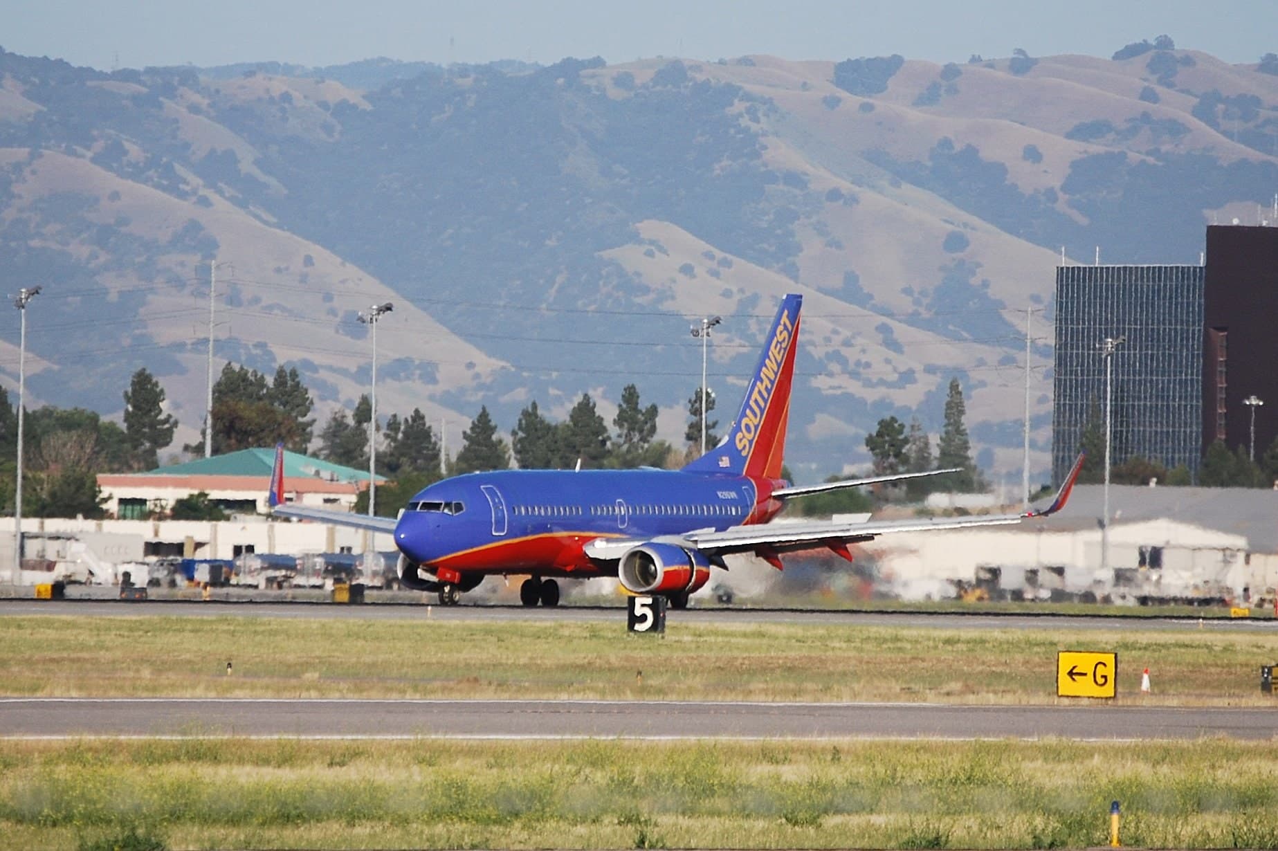 N296WN — Boeing