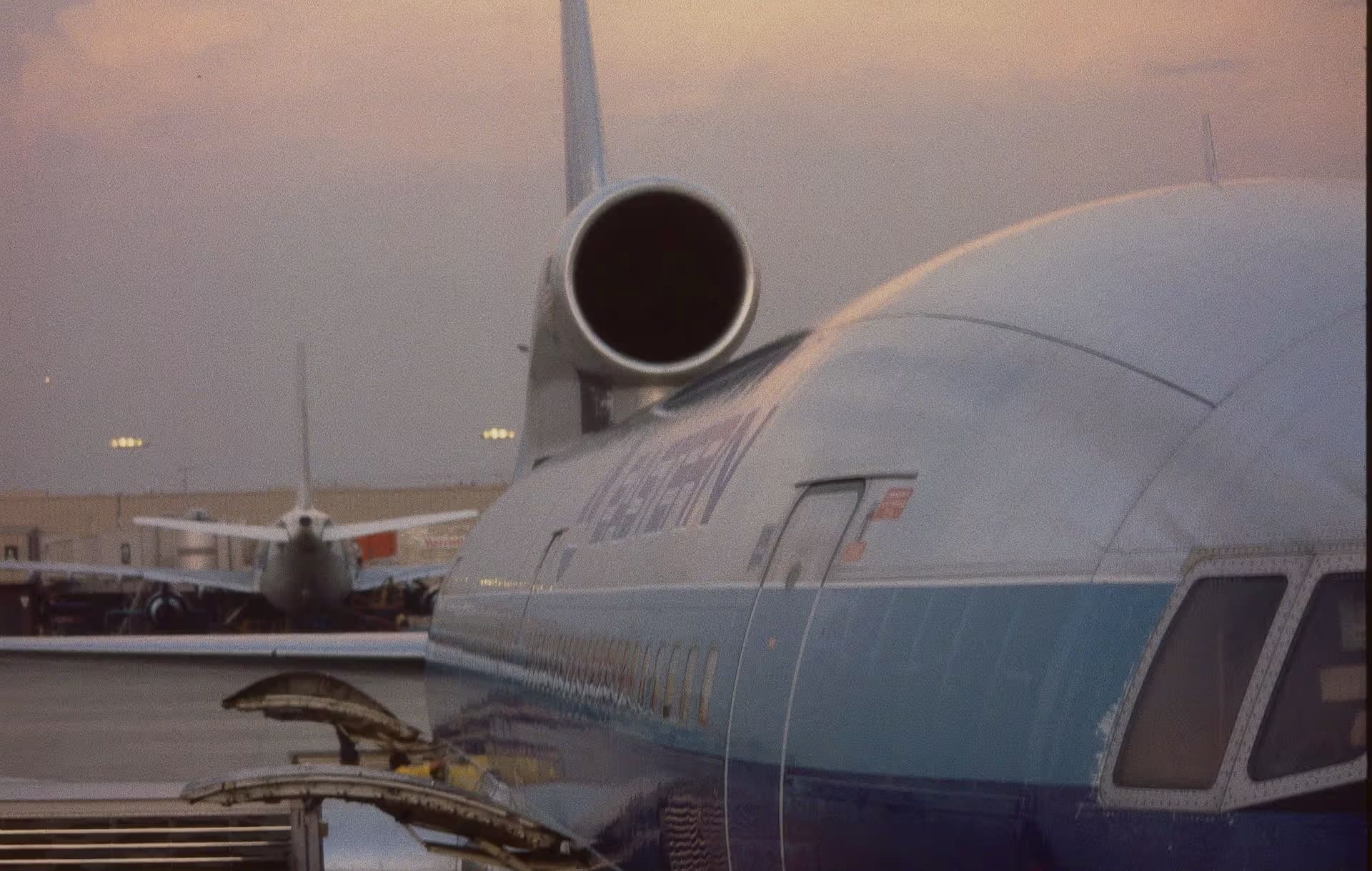 N322EA — Aircraft