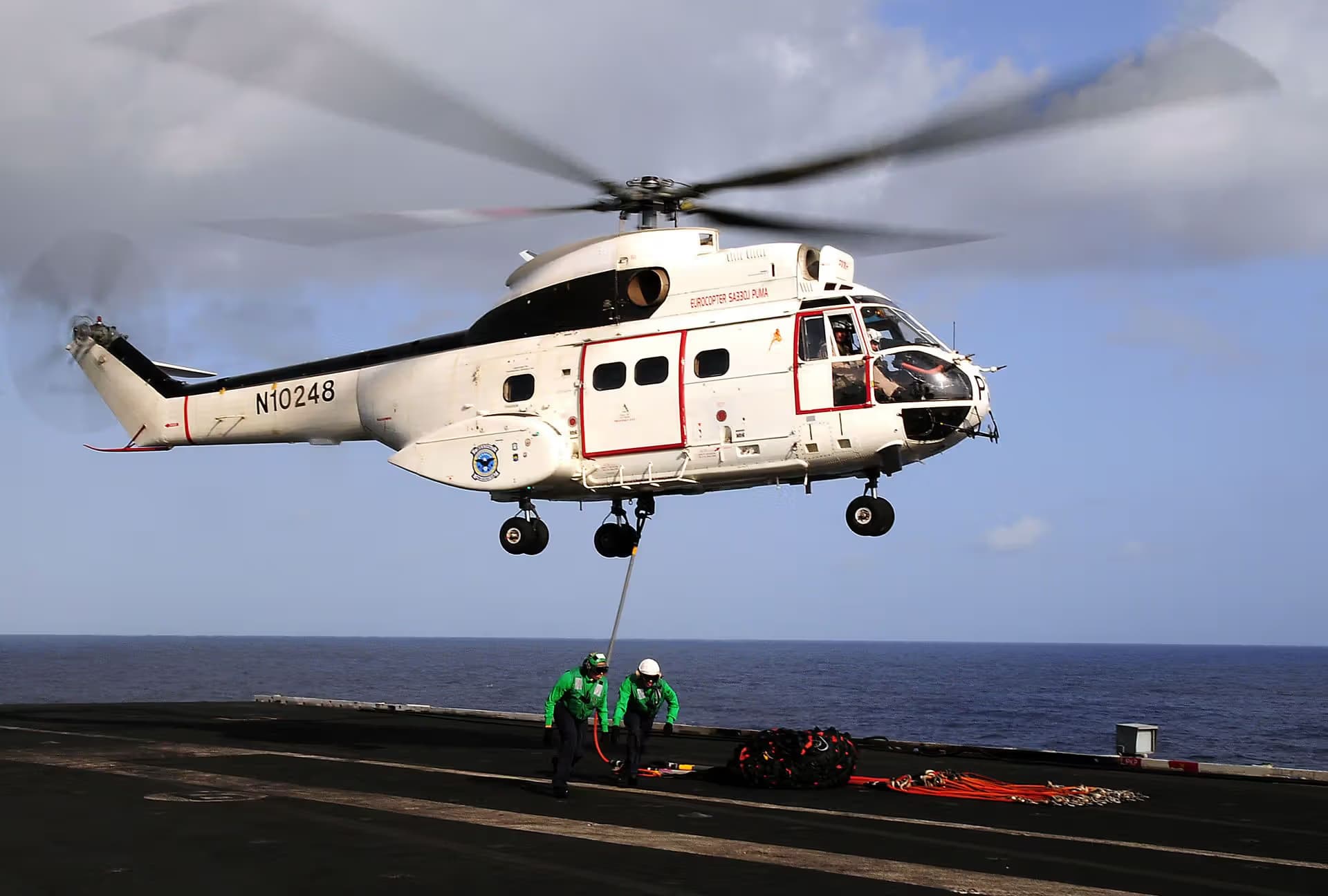 N10248 — Helicopter