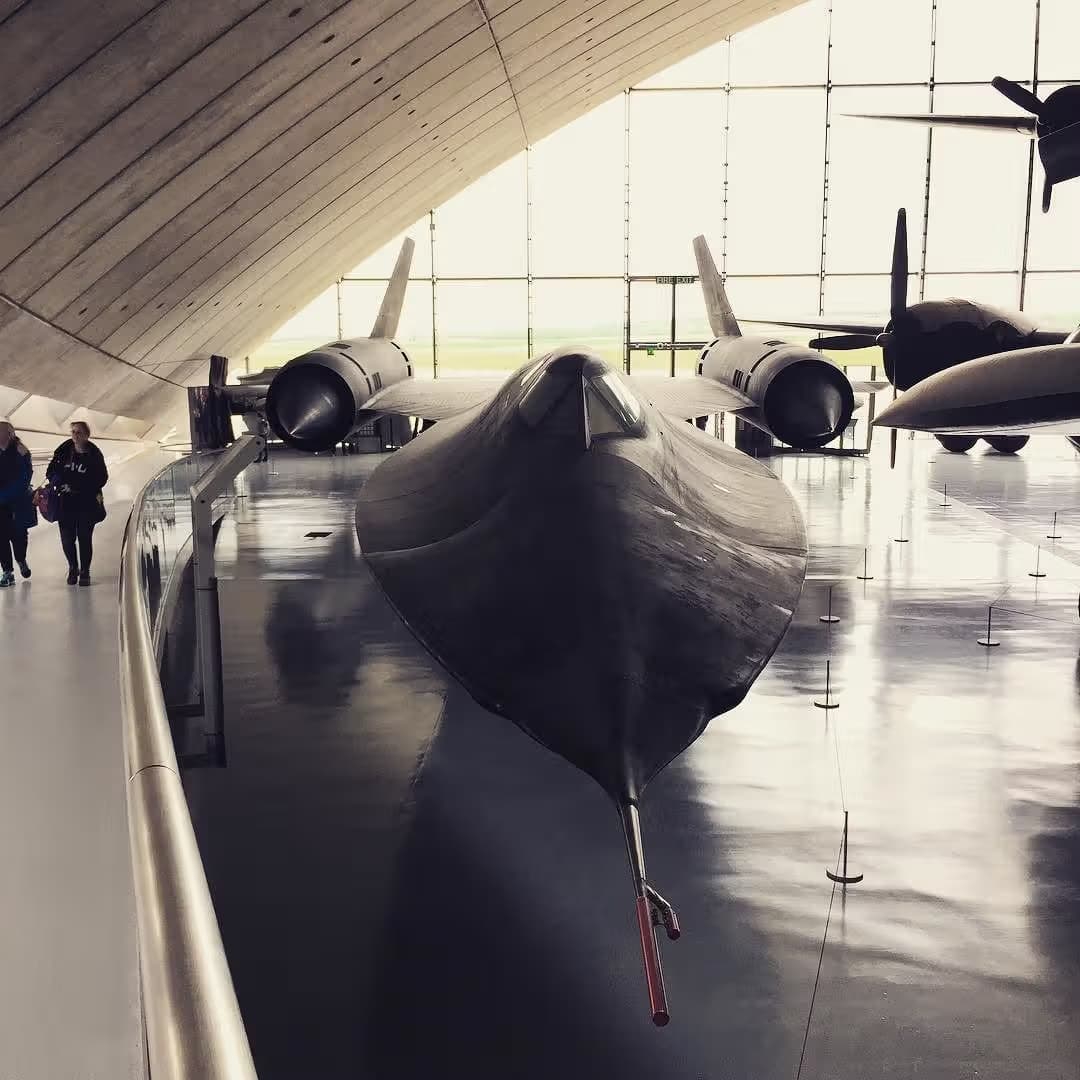 Unidentified — Lockheed