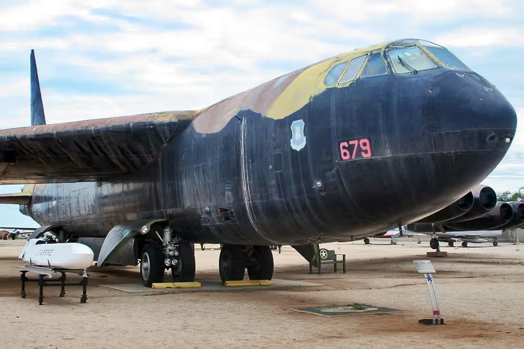 Unidentified — Boeing