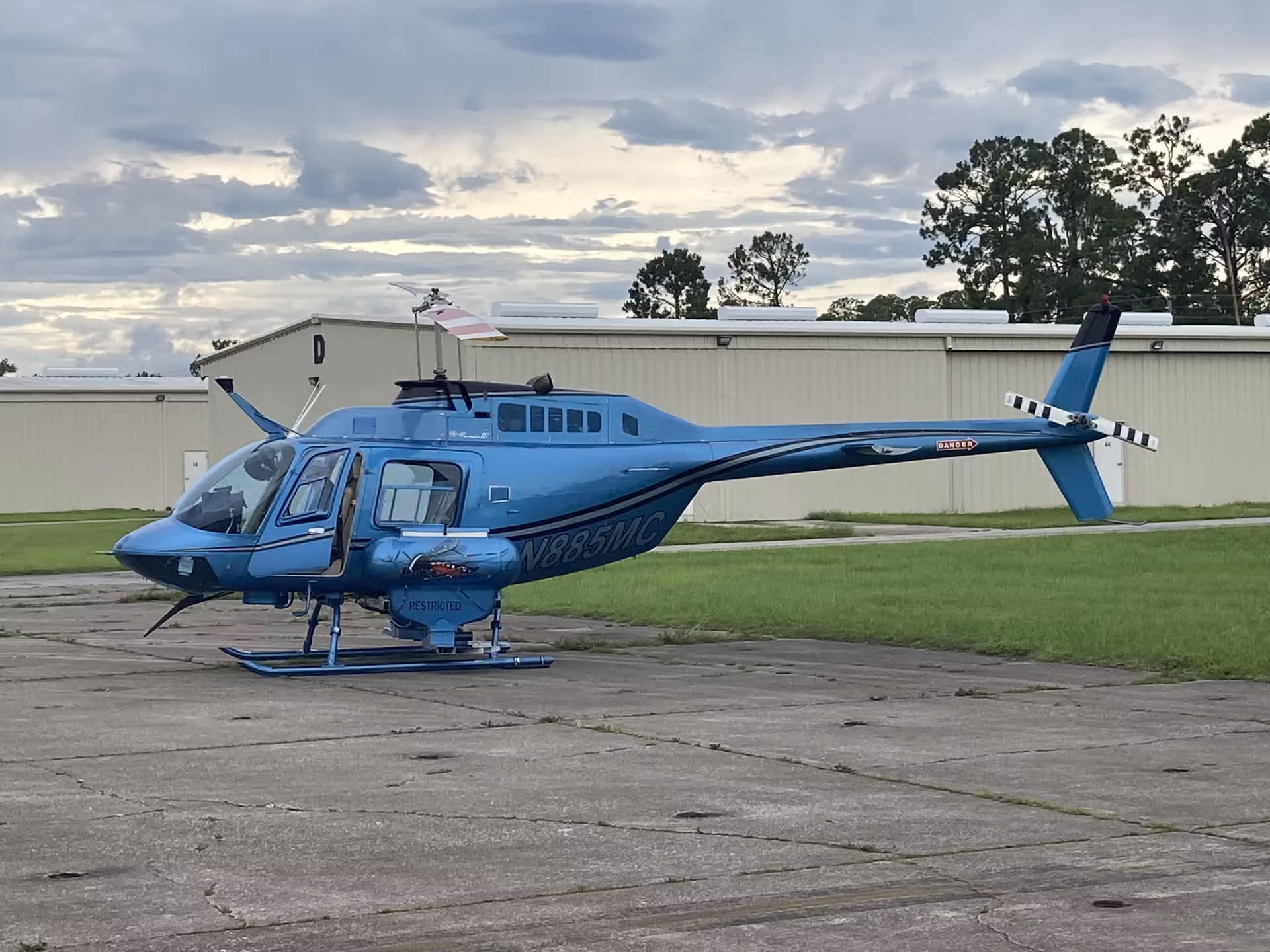 N885MC — Helicopter
