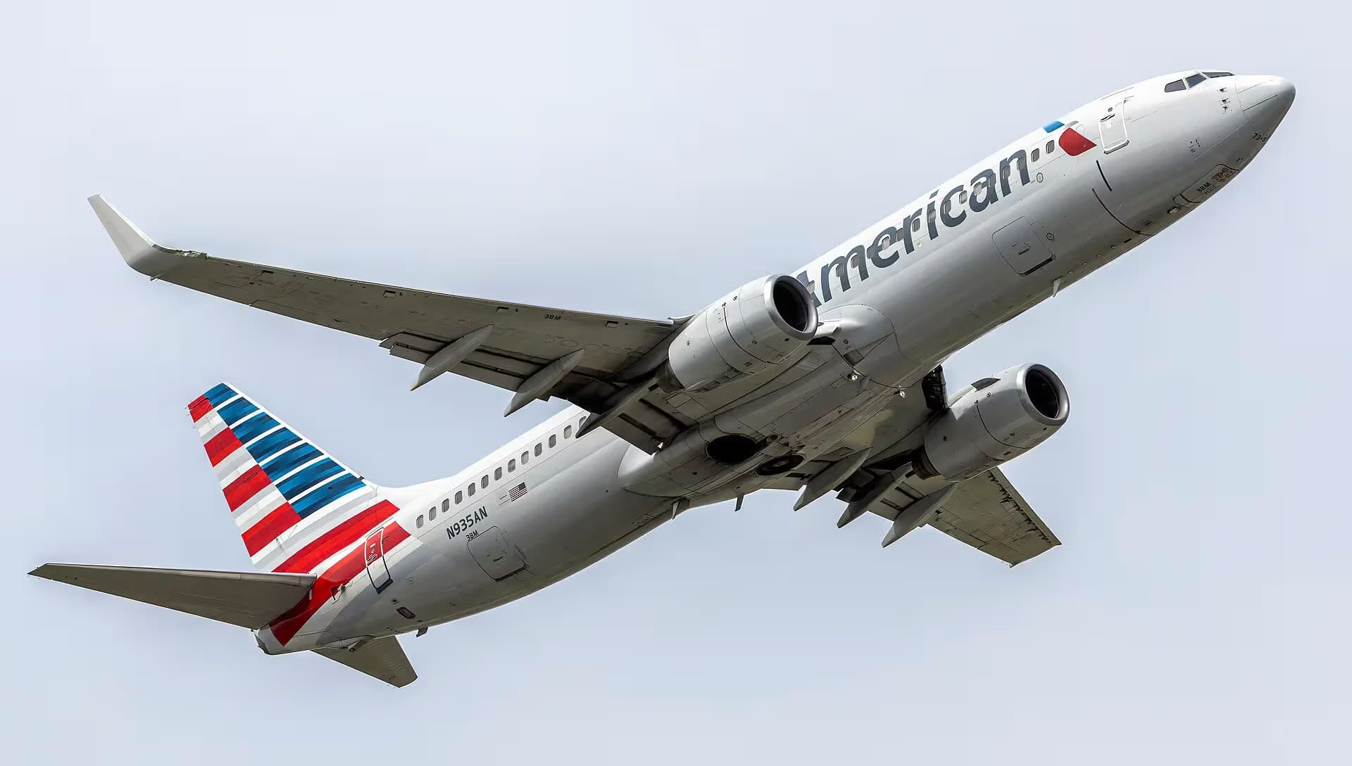 N935AN — Boeing