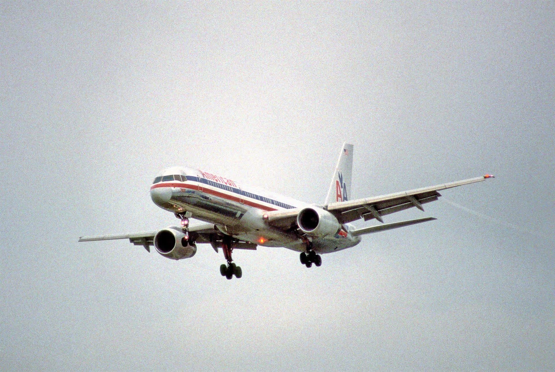 N689AA — Boeing