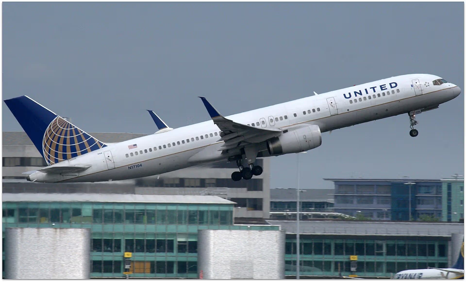 N17104 — Twin-engine aircraft
