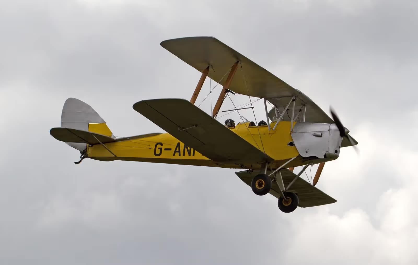 G-ANPE — Aircraft
