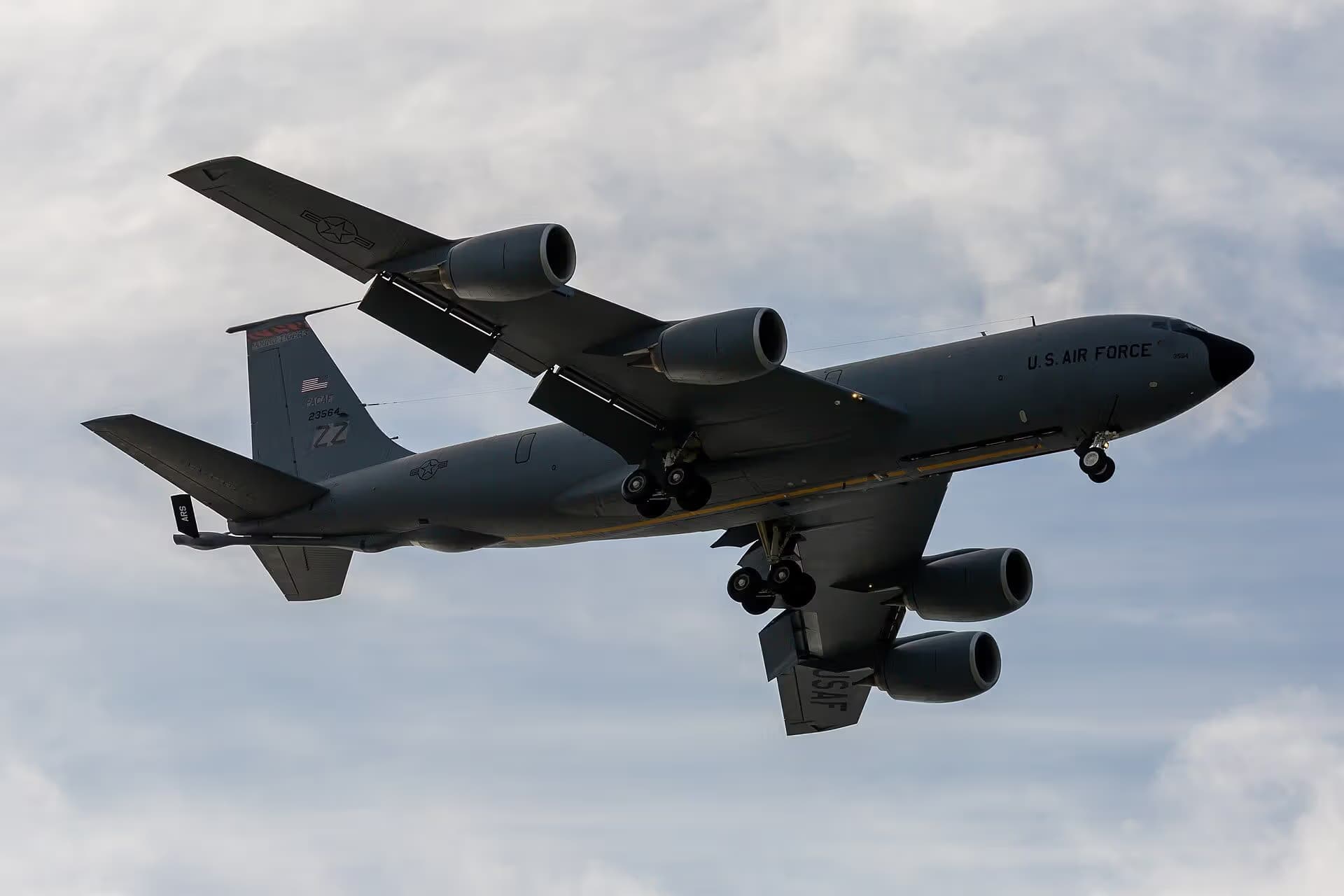 Unidentified — Boeing