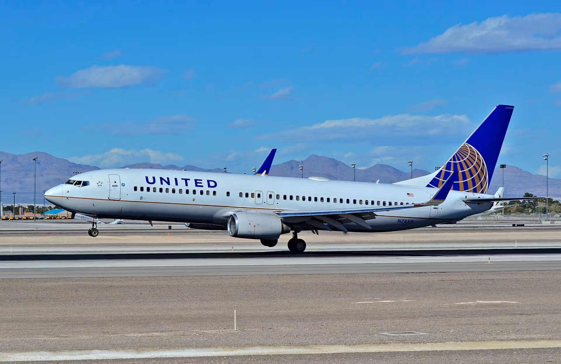N78511 — Boeing