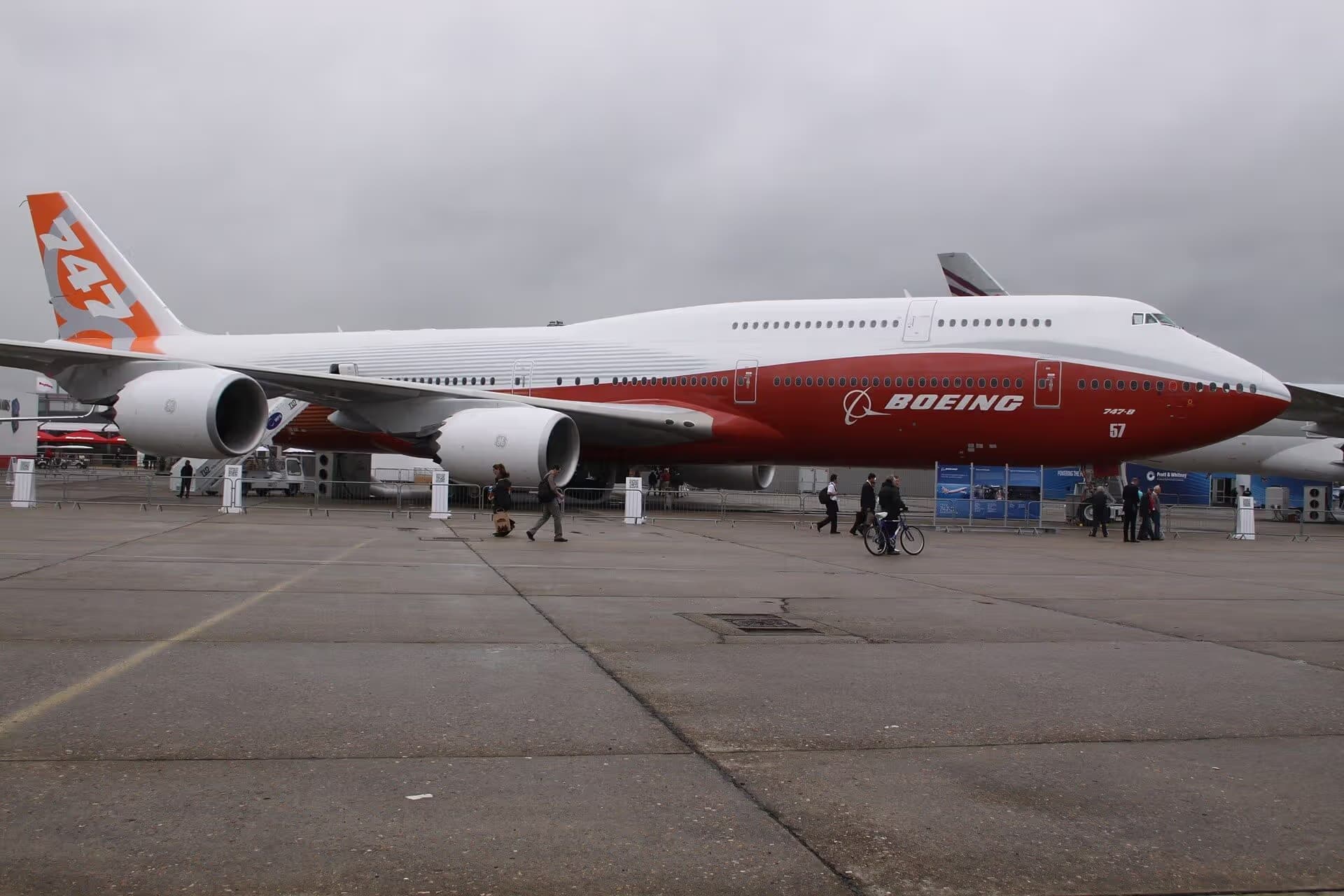 N6067E — Boeing