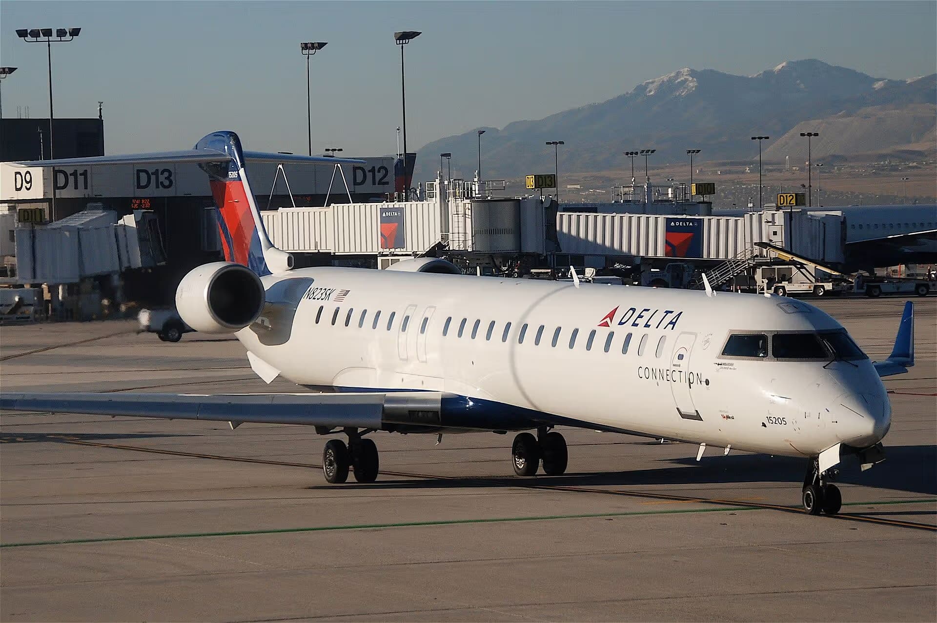 N823SK — Bombardier