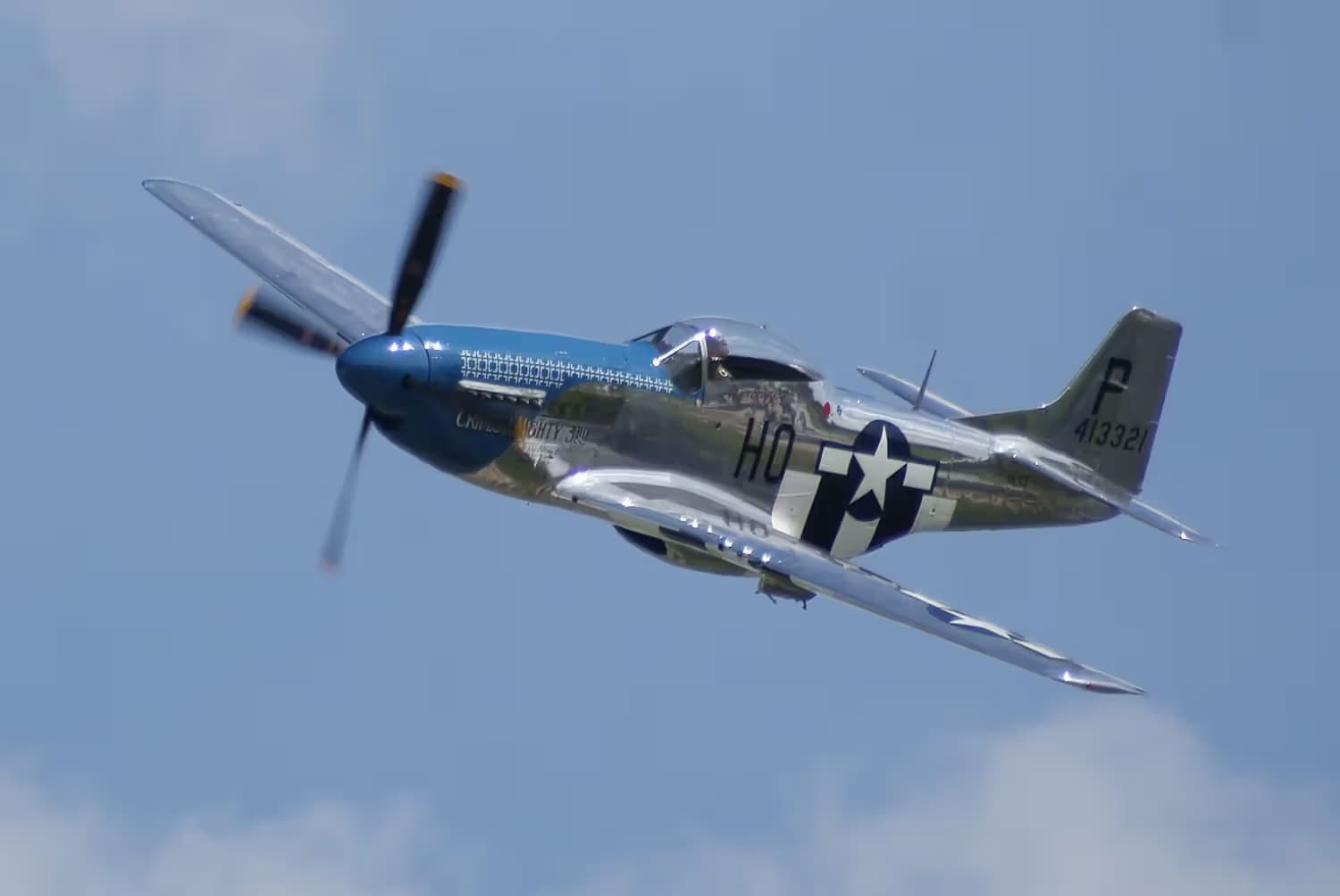 Unidentified — Single-engine aircraft