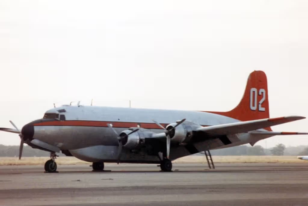 N11712 — Douglas