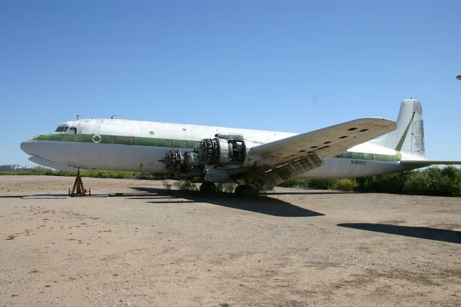 N4885C — Aircraft