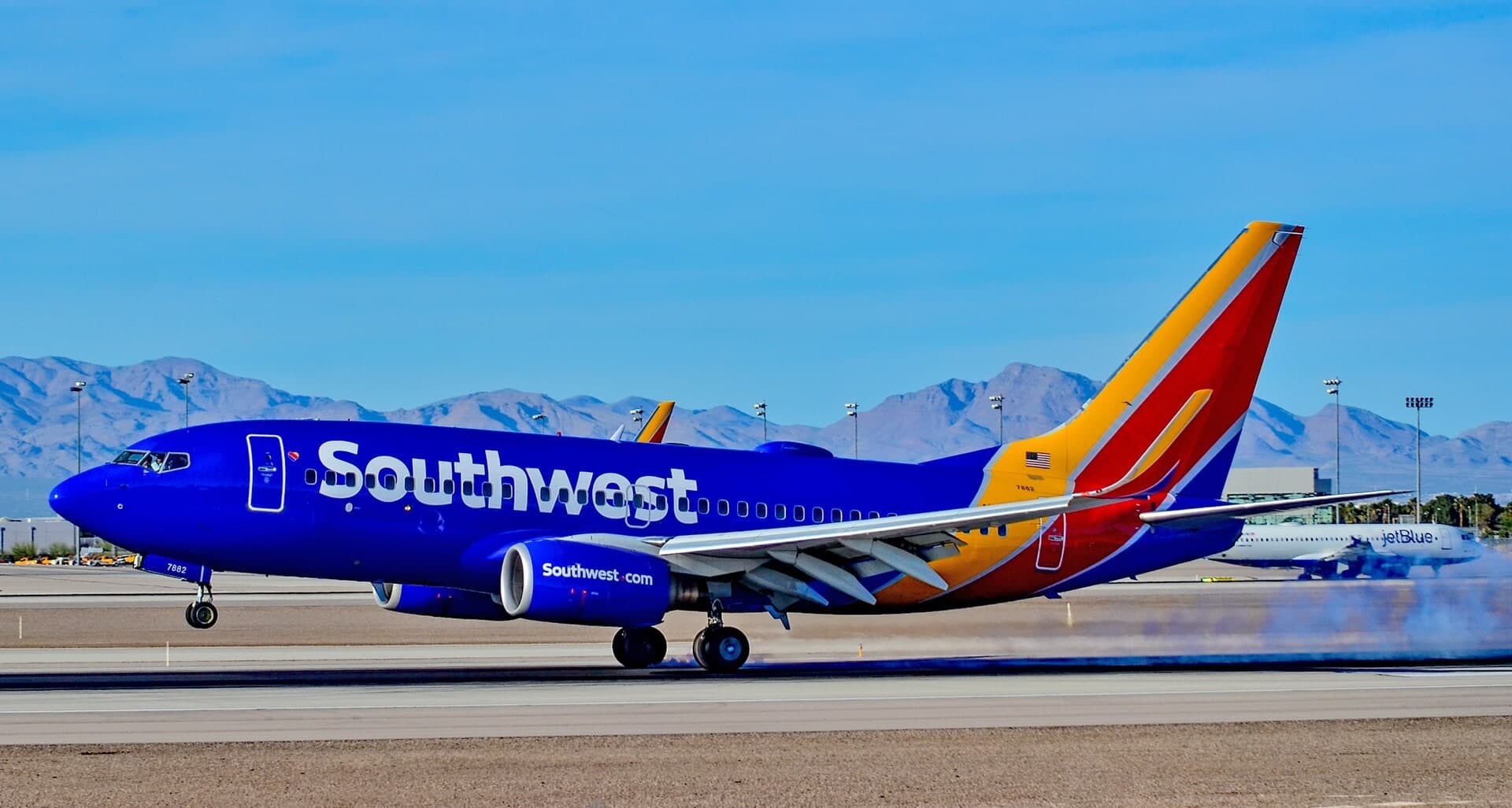 N7882B — Boeing