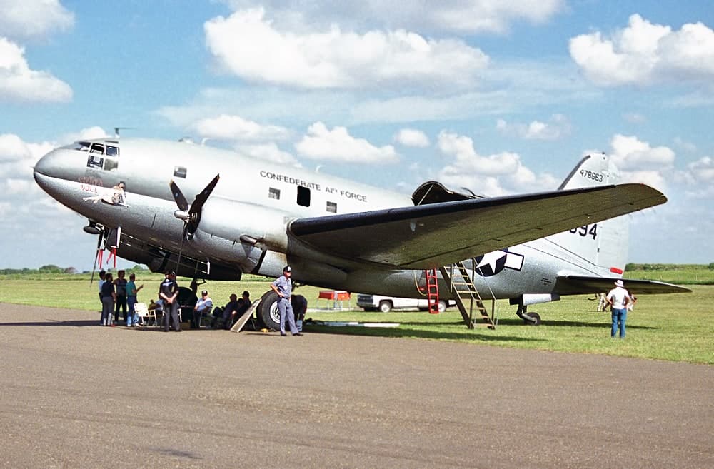 N53594 — Twin-engine aircraft