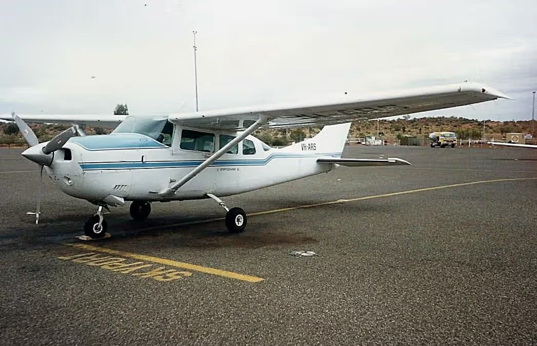 VH-ARS — Cessna