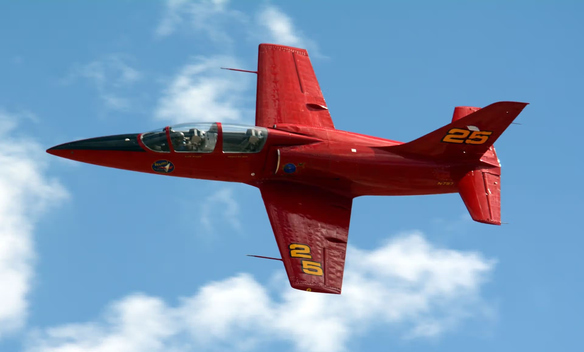 N757SF — Aircraft
