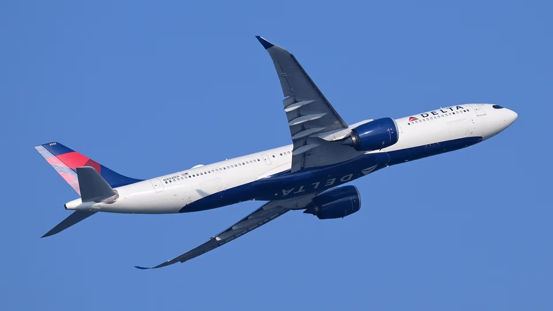 N402DX — Airbus