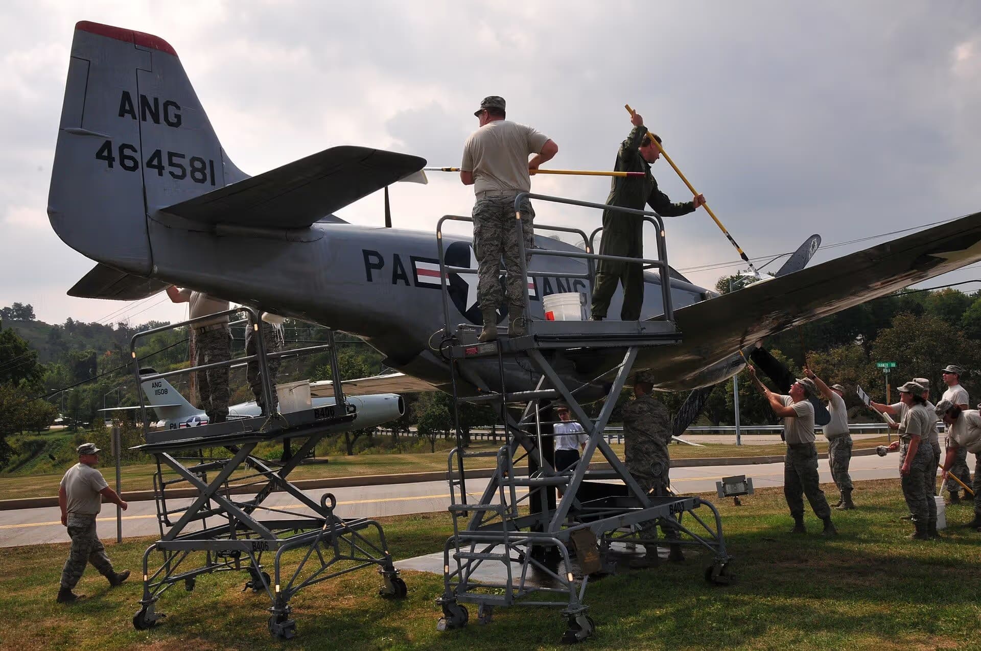 Unidentified — Aircraft