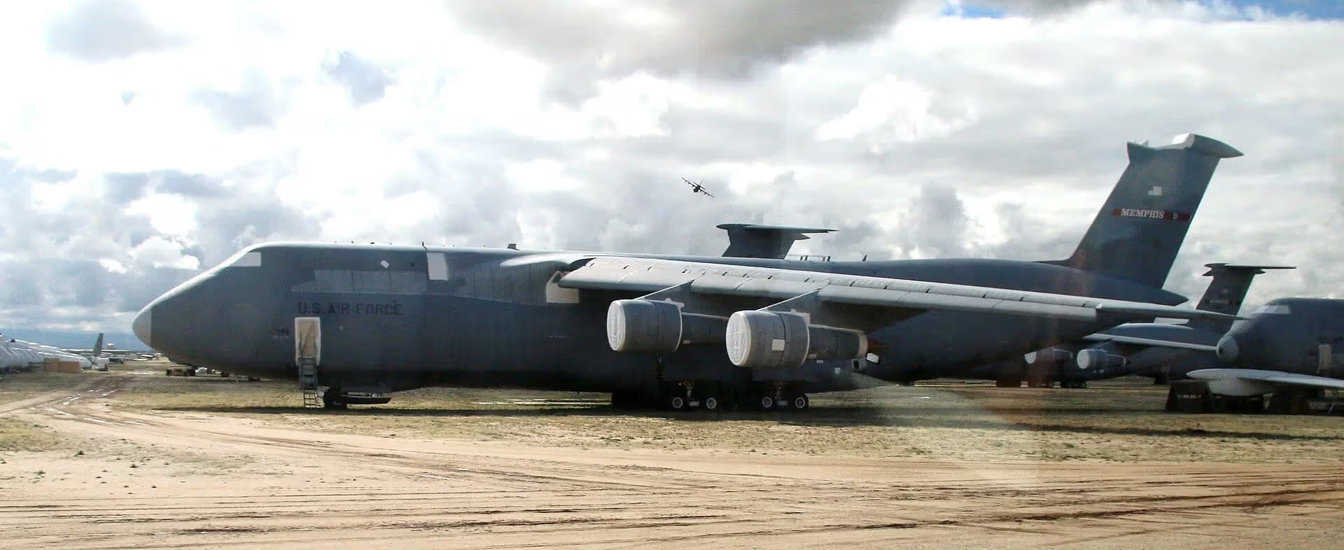 Unidentified — Aircraft