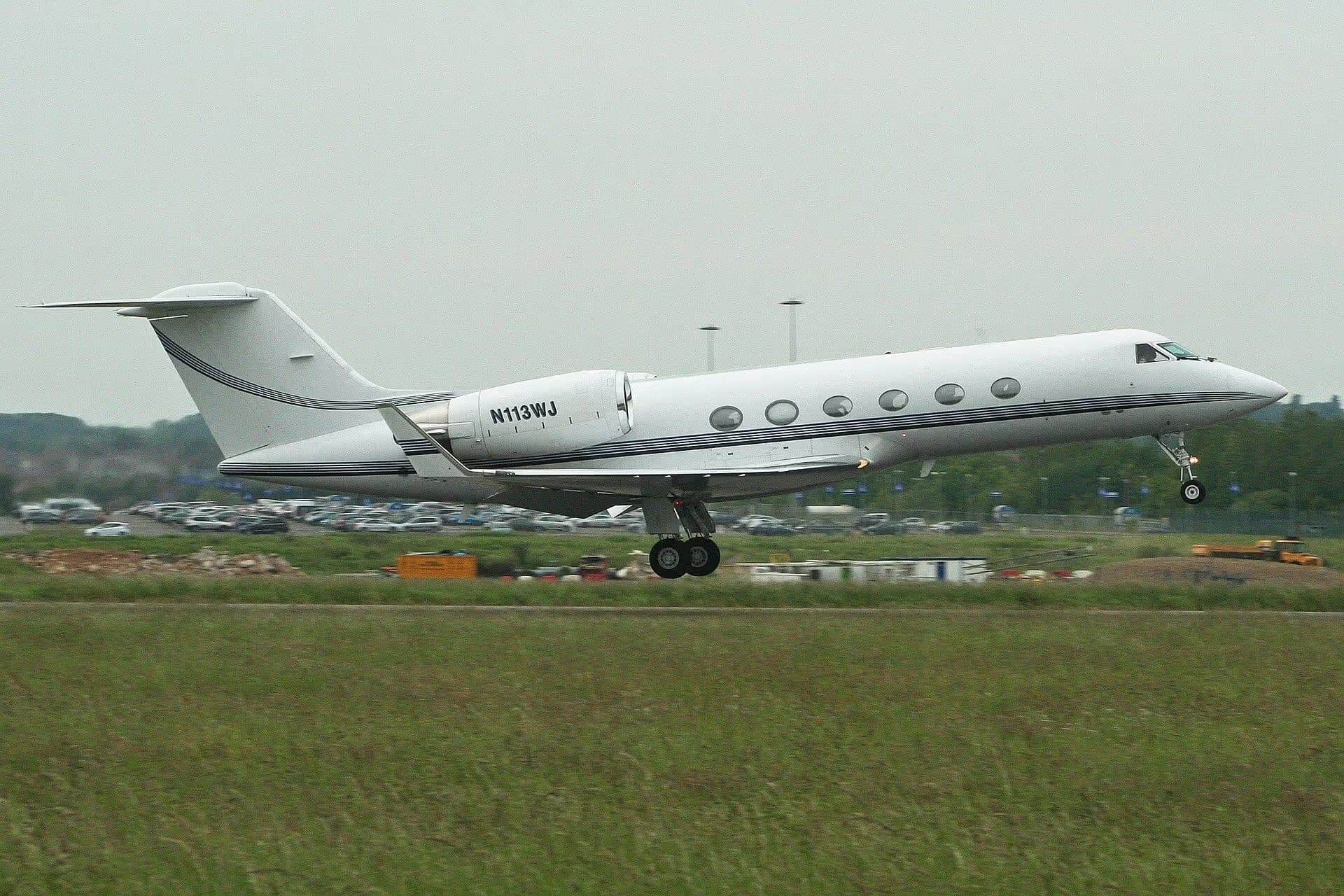 N113WJ — Business jet