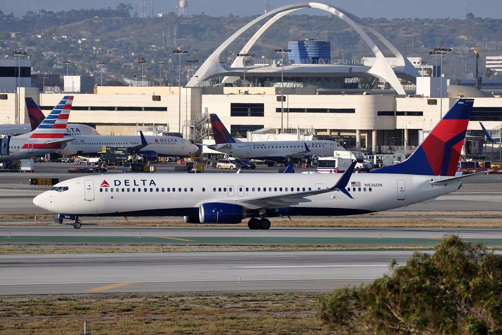 N836DN — Boeing