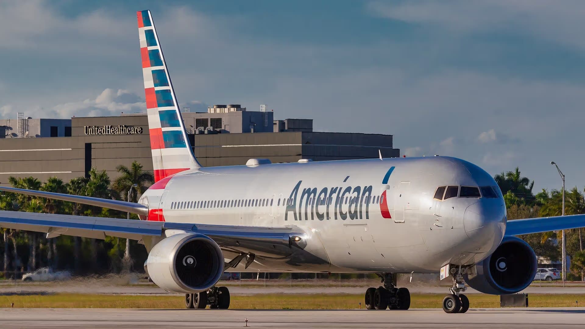 N381AN — Boeing