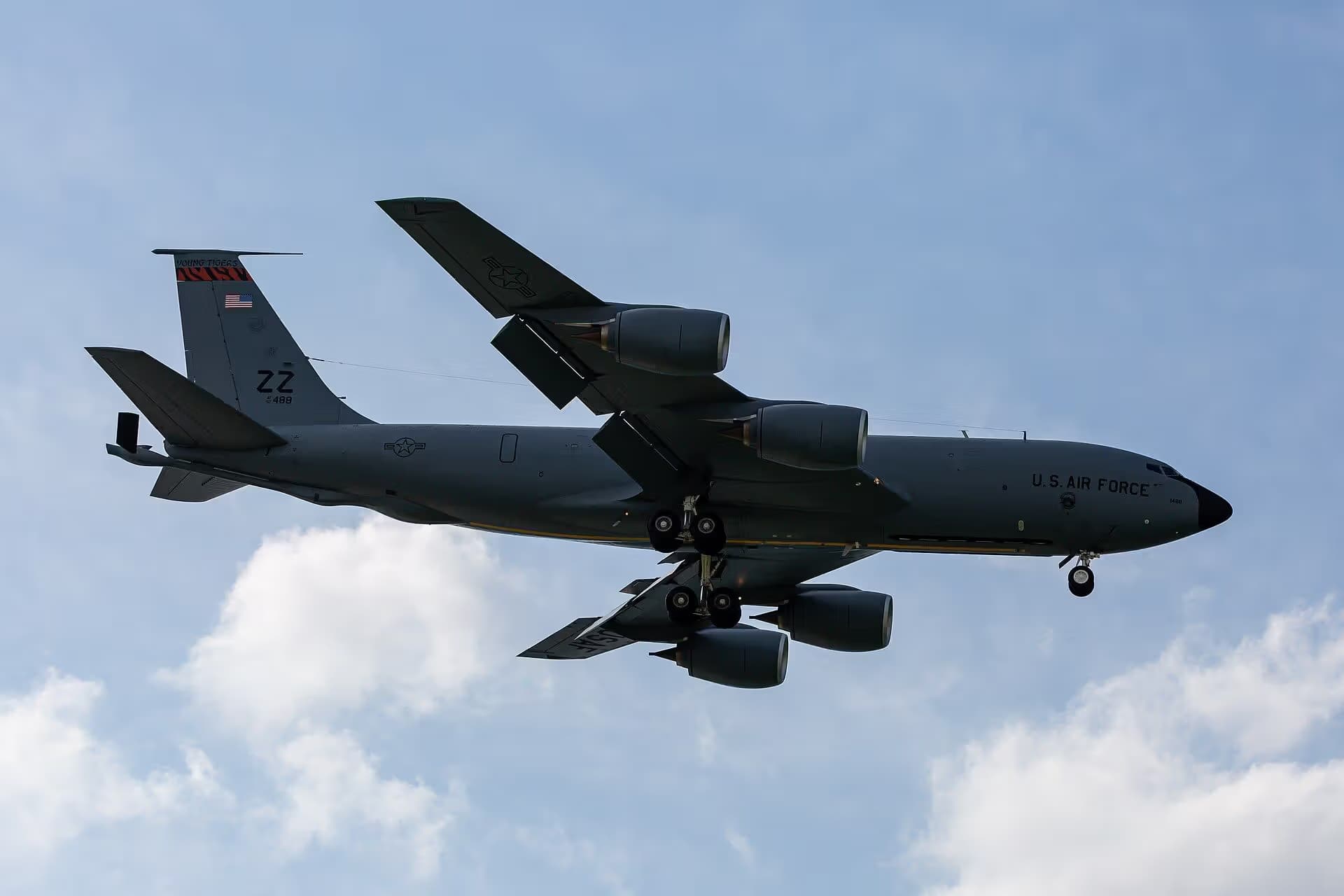 Unidentified — Aircraft
