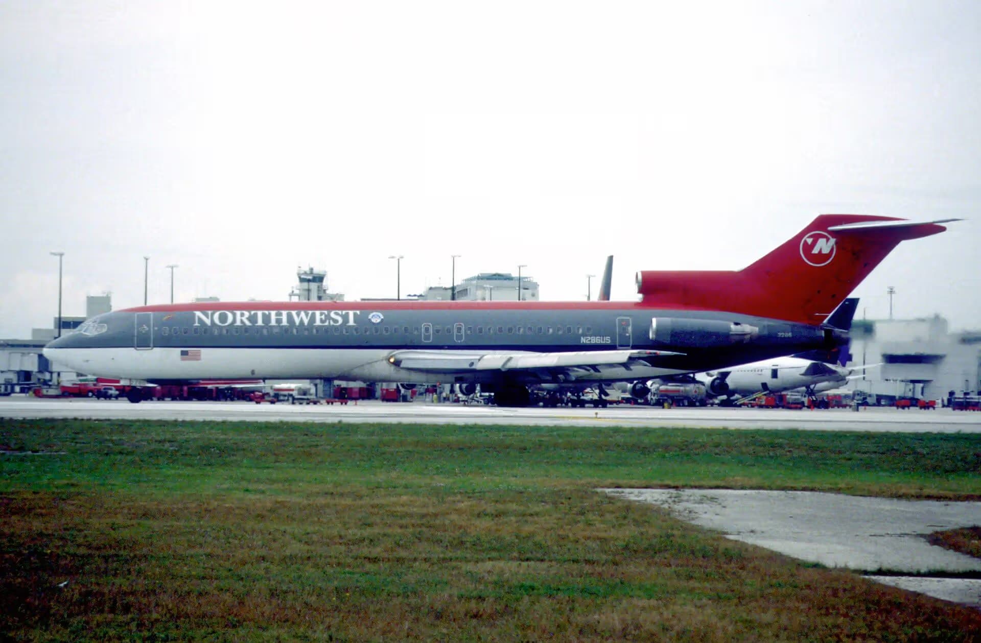 N286US — Aircraft