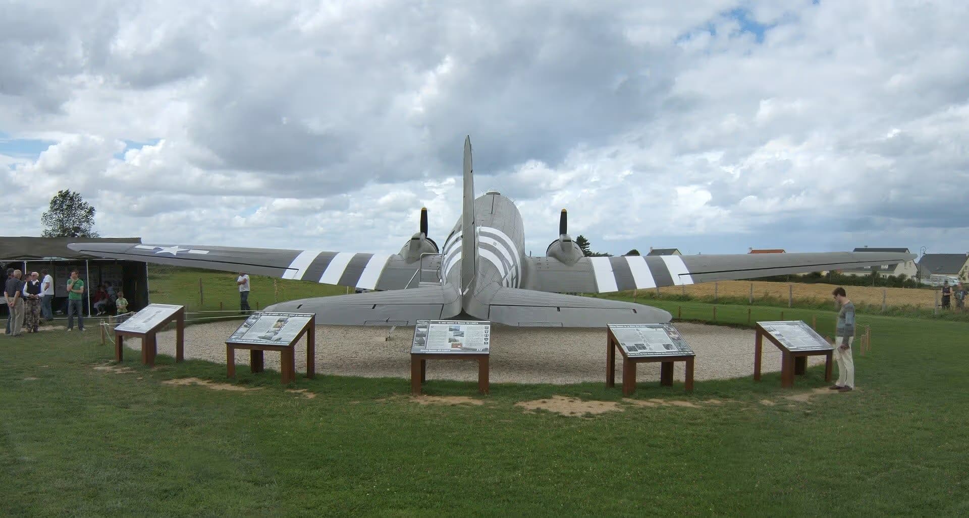 Unidentified — Warbird