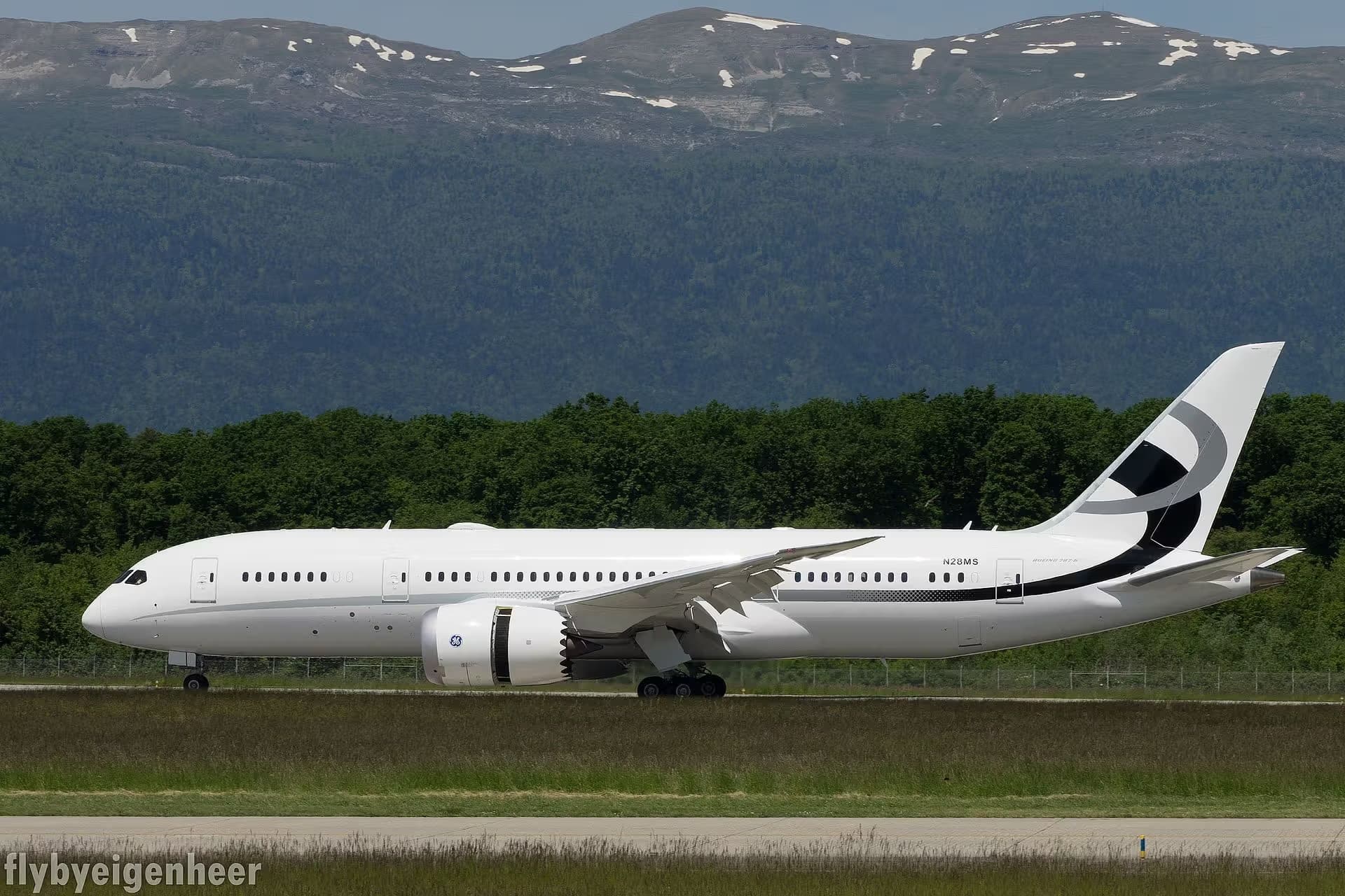 N28MS — Boeing
