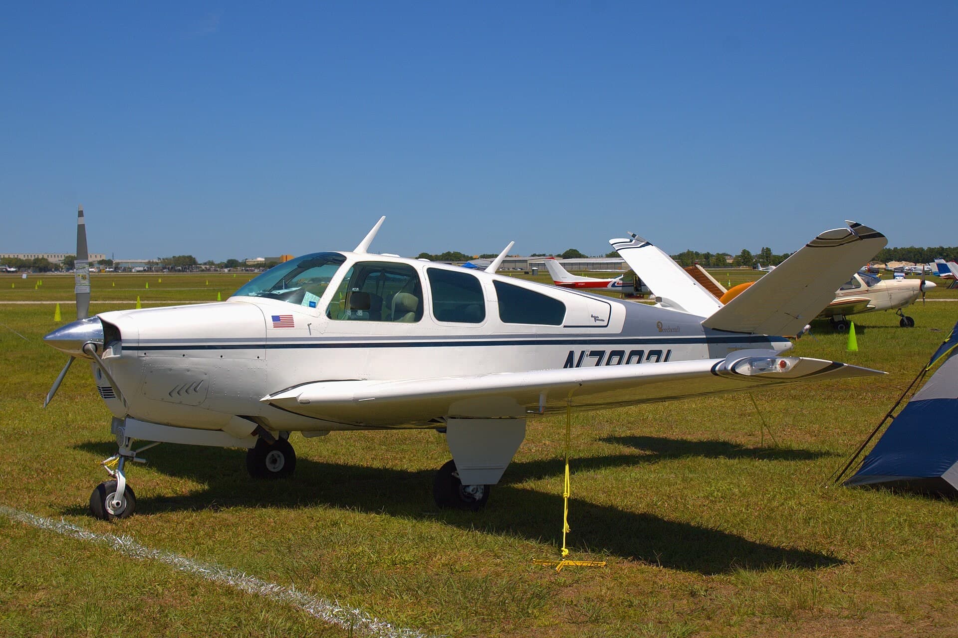 N7883L — Beechcraft