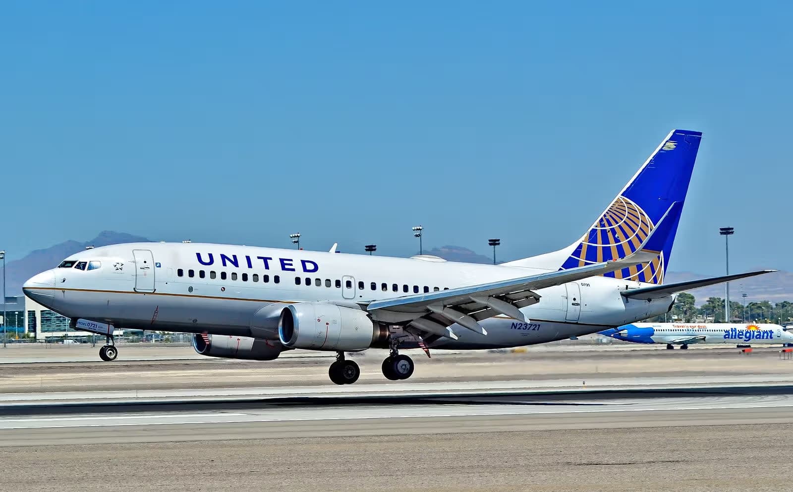 N23721 — Boeing